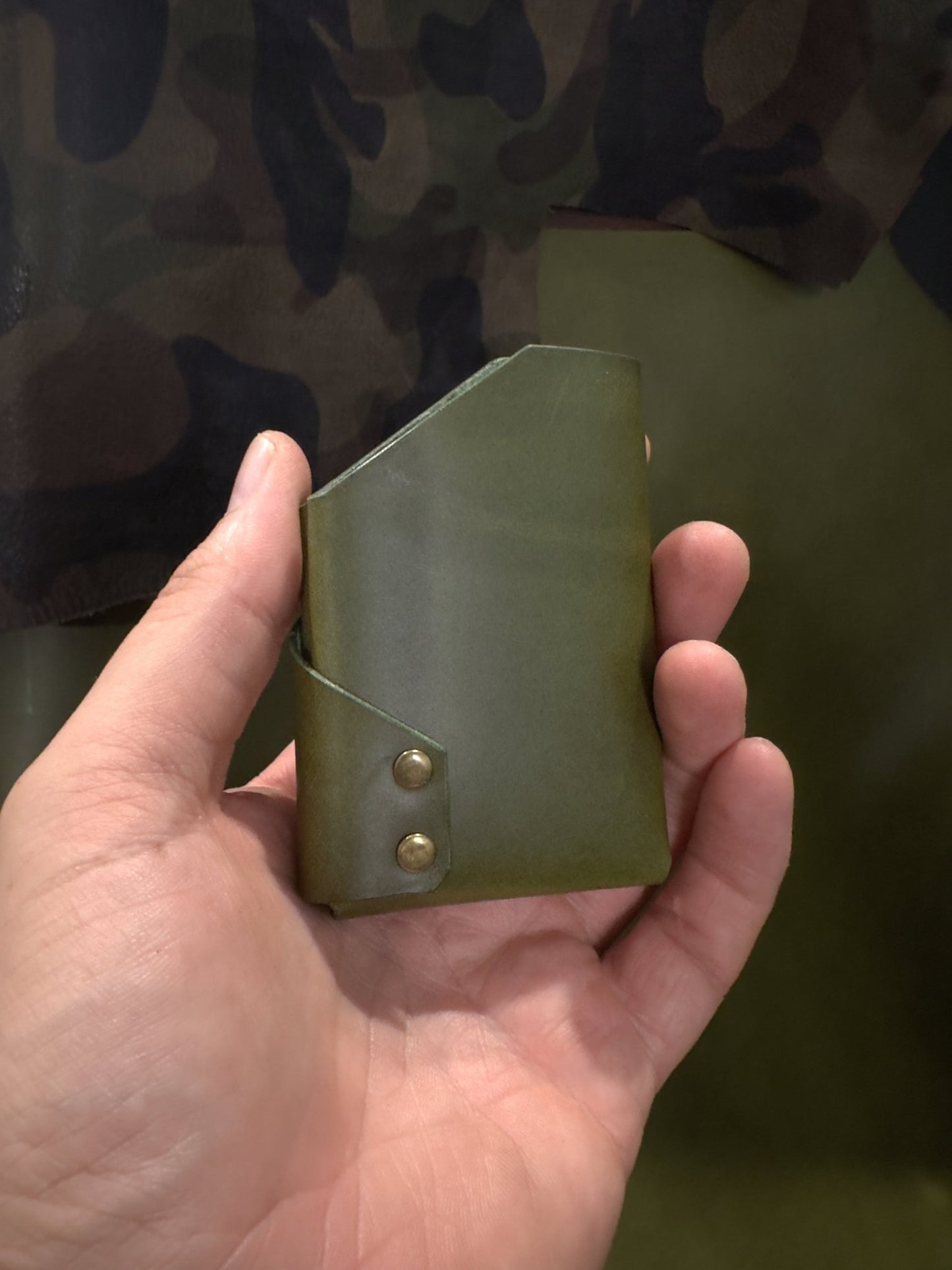 Stitchless Handmade Leather Wallet - NATS GOODS CO.