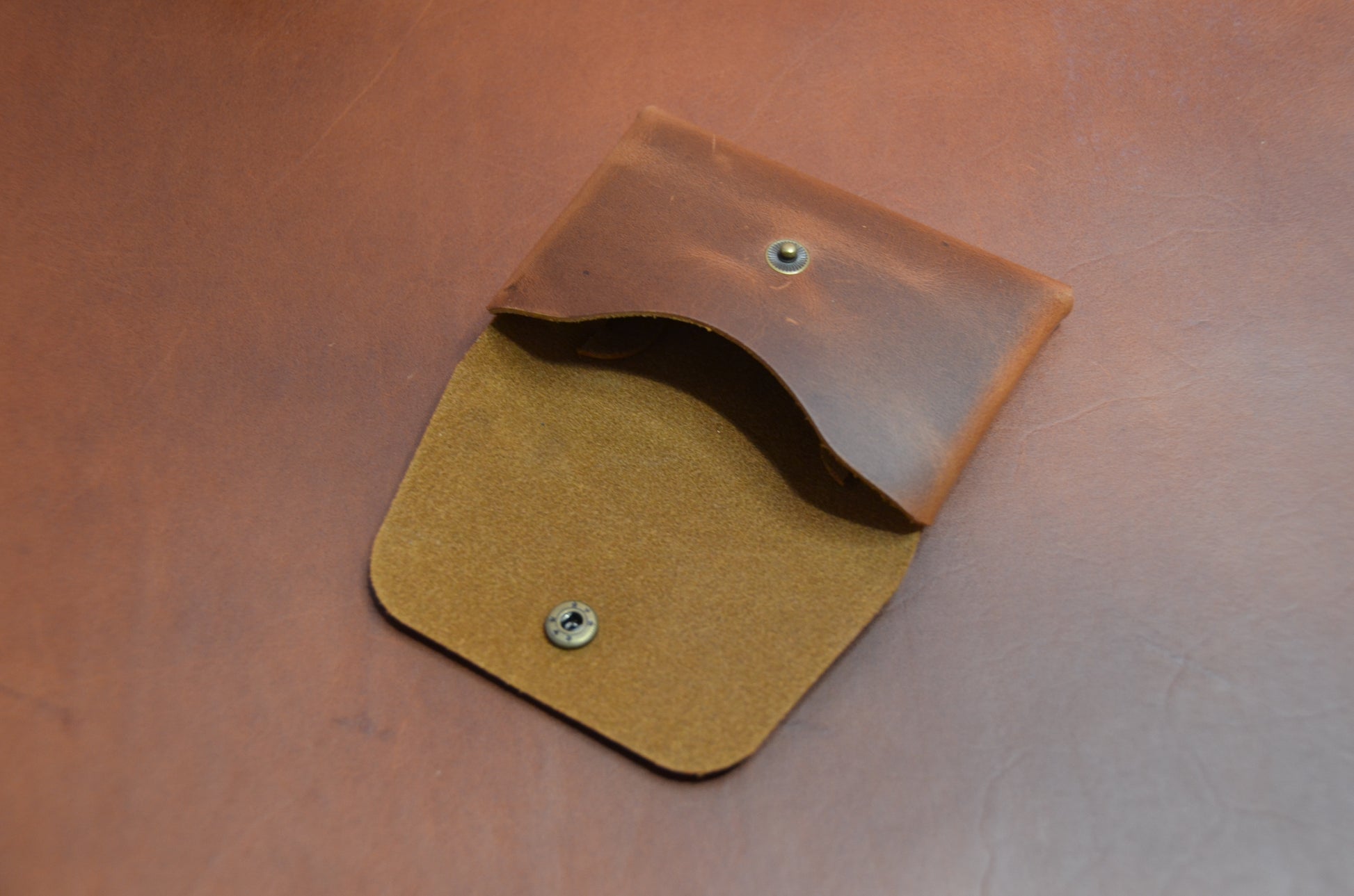 Stitchless Handmade Leather Wallet - Premium Quality